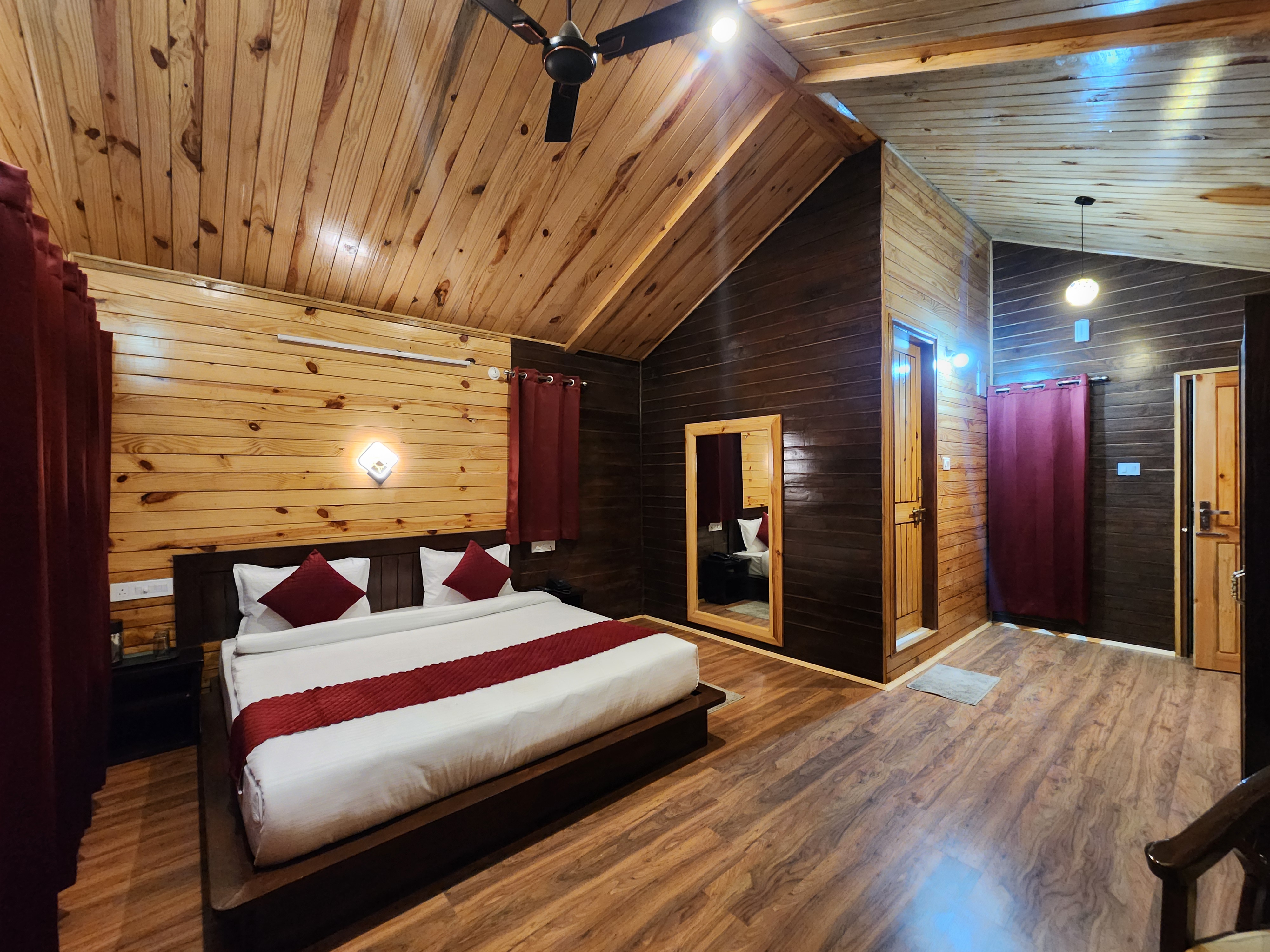 Maharaja Pine View Cottage