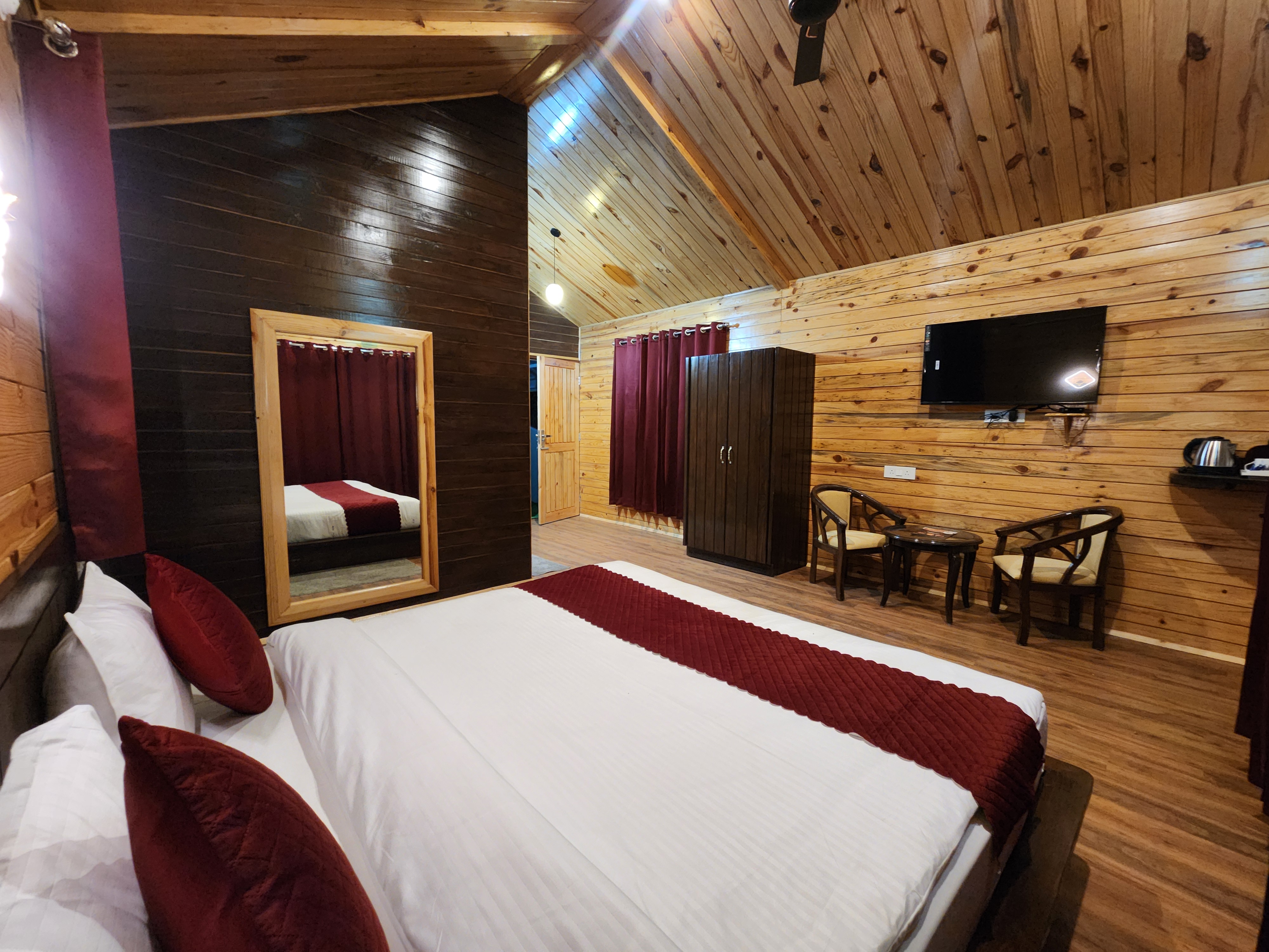 Maharaja Pine View Cottage