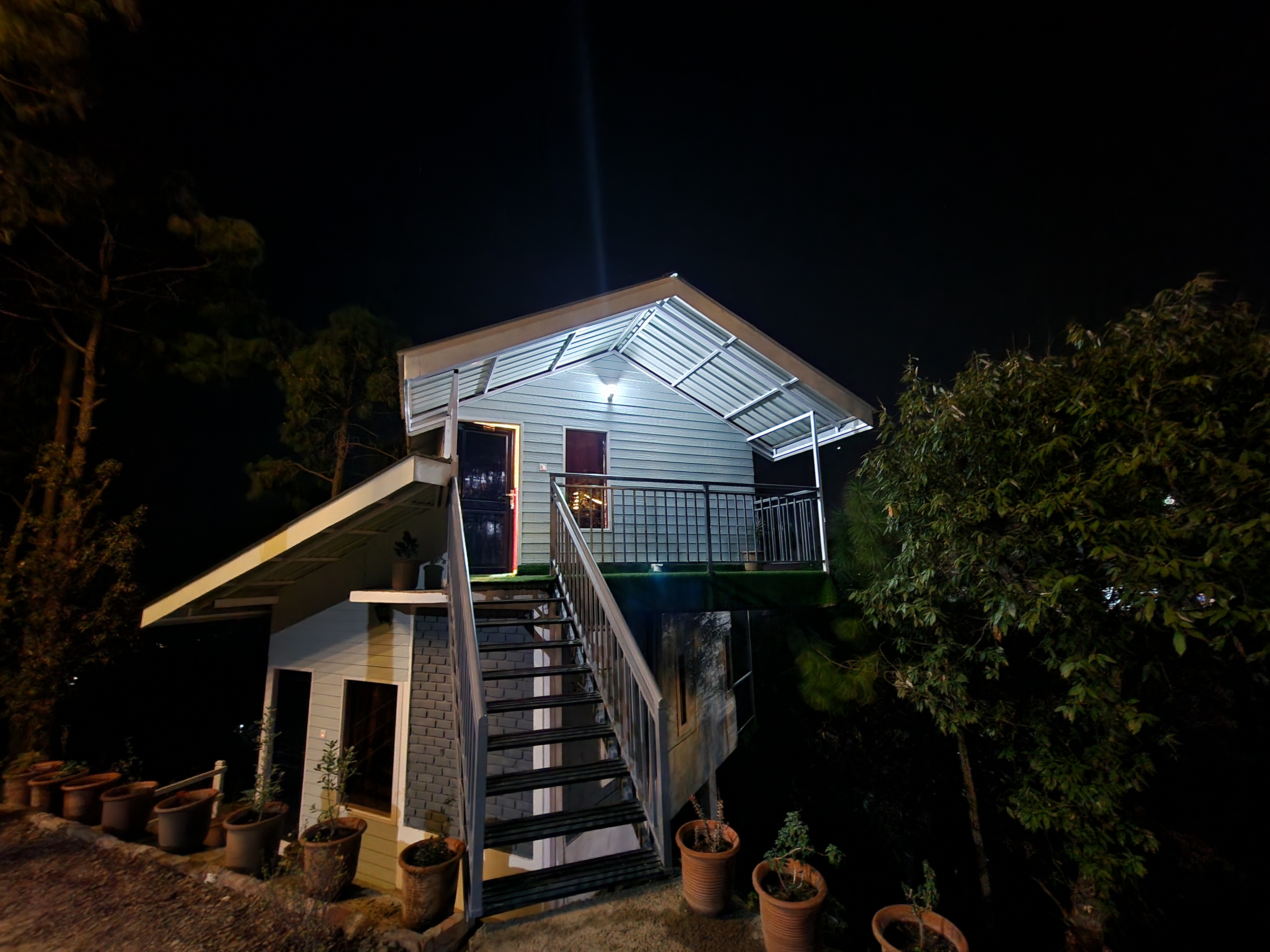 Maharaja Pine View Cottage